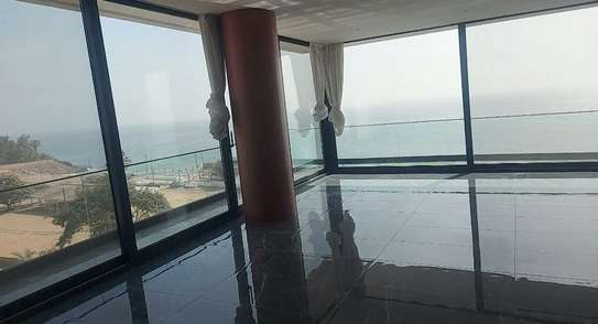 Appartement de luxe à louer sur la corniche des almadies image 10