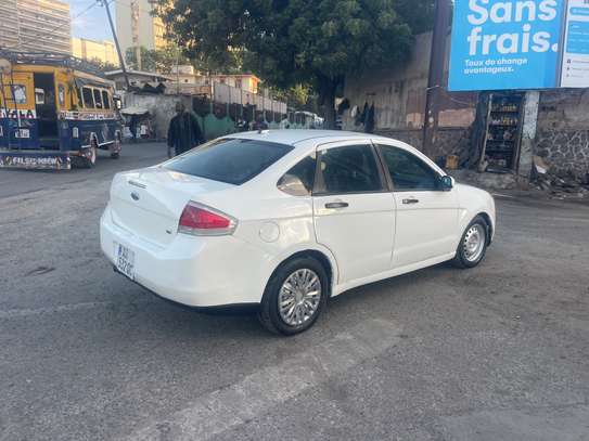 Ford focus 2010 image 4