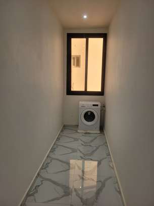 Trois chambres à louer par mois image 11