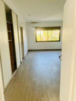 Résidence Privée & Luxueuse aux Almadies image 6
