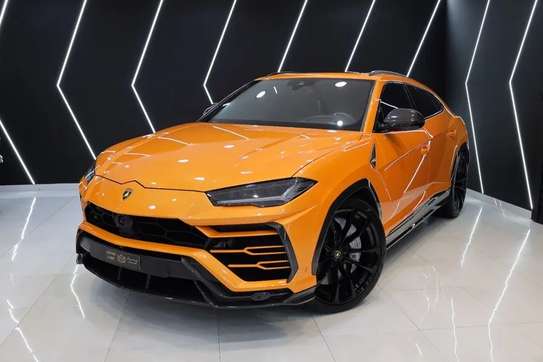 Lamborghini urus 2021 image 5