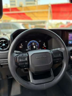 Toyota Prado 2025 image 11