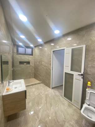Magnifique Duplex à louer image 11