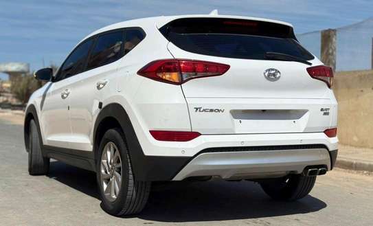 Hyundai Tucson 2017 image 2