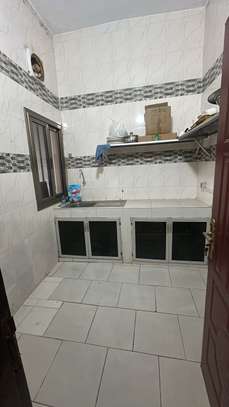 APPARTEMENT SPACIEUX F3 VIDE- A LOUER image 5