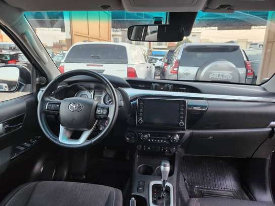 Toyota Hilux 2022 Automatique Diesel image 3