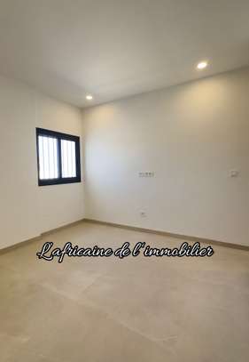 Appartement F4 à louer – Point E image 12