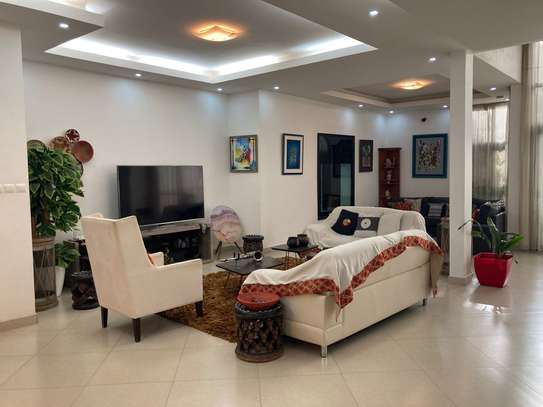 Grande villa aux Almadies proche corniche image 13