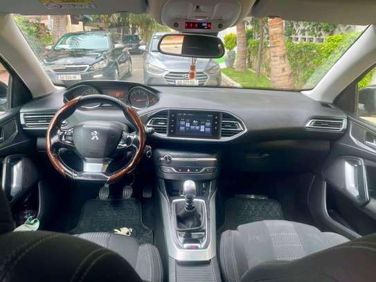 peugeot 2008 image 12