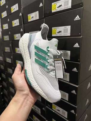 Chaussure sport Adidas image 4