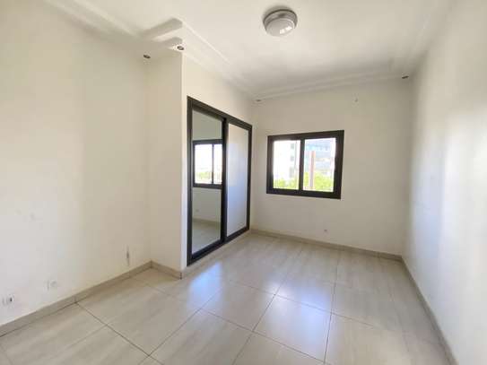 Grand appartement 3 chambres à la Zone A/Point E image 12