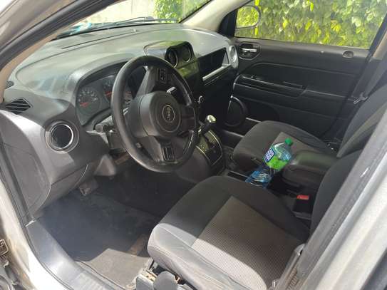 Jeep Compass 2012 image 9