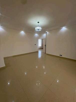 APPARTEMENT F4 À LOUER AUX ALMADIES SUR LA ROUTE DU MÉRIDIEN image 2