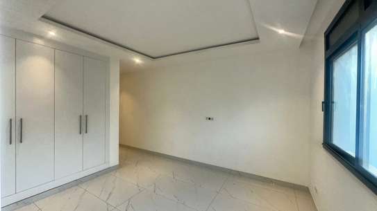 Appartements 4 chambres salon aux Almadies vers King Fahd image 9