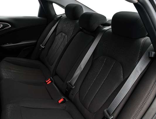 CHRYSLER 200 image 7