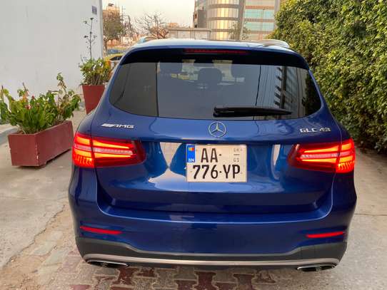 Mercedes-Benz  2019 image 3