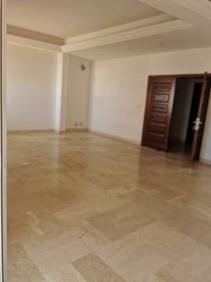 Appartement Grand Standing à louer aux Almadies image 5