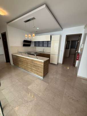 A louer à Fann Mermoz, grand appartement image 5