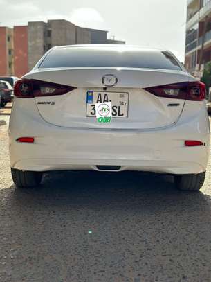 Location Mazda 3 image 4