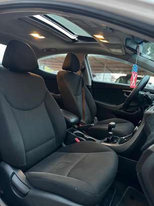 Hyundai avante image 6
