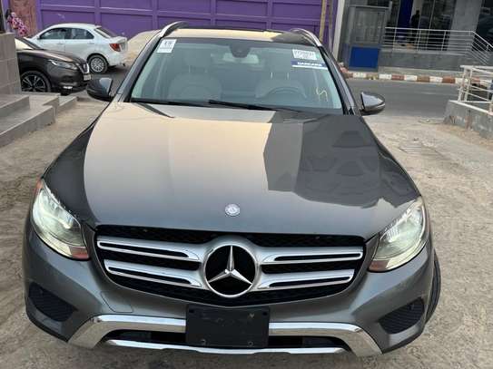 Mercedes GLC 300 image 8
