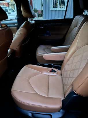 Vente de Toyota Highlander Hybride Platinium image 7
