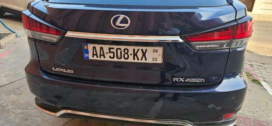 Lexus image 9