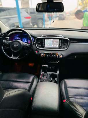 Kia sorento 2017 image 8