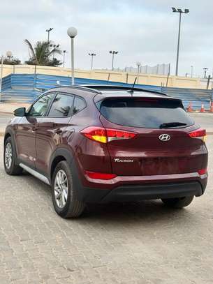 Hyundai Tucson 2017 limited image 9