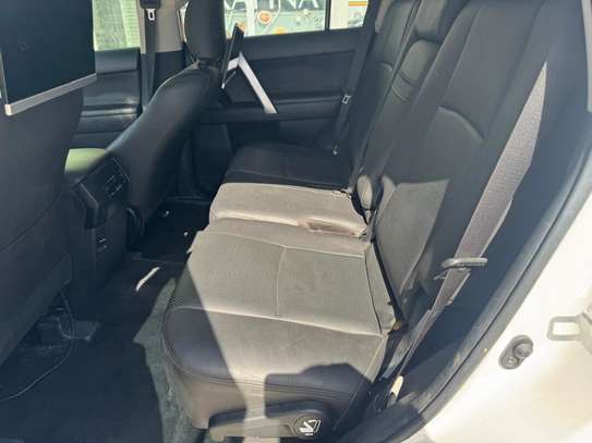 Toyota prado txl 2018 image 6