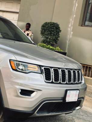 Jeep Grand Cherokee 2017 Limited image 3
