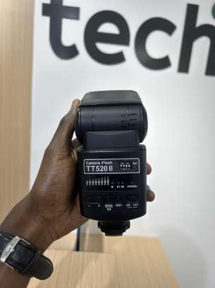 Canon EOS R100 + Objectif 18-45MM image 7