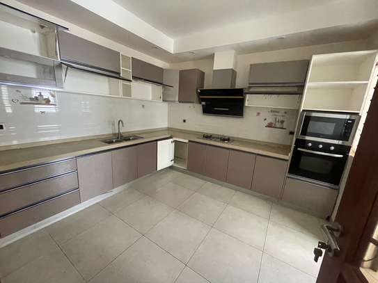 Bel appartement f4 à Ngor Almadies image 4