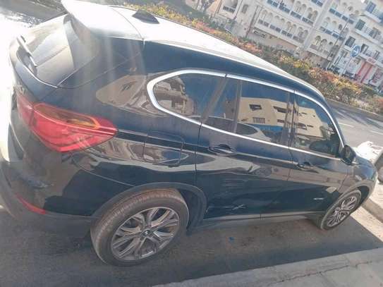 Bmw x1 image 3