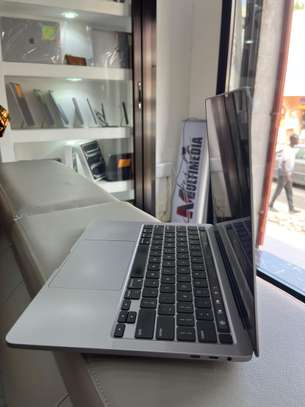 Pro 2020 i5 16/512 image 2