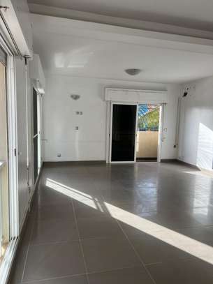 Bel appartement à Onomo (non loin de l'hôtel ONOMO) image 8