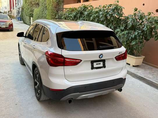 BMW X1 VENANT Xdrive full options image 11