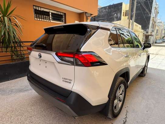 Toyota Rav 4 Hybride 2019 image 9
