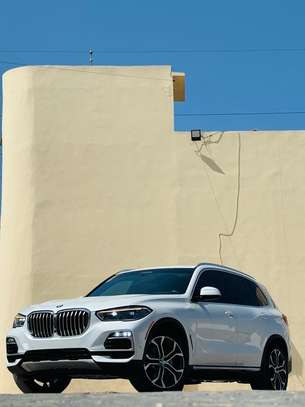 BMW x5 2020 full options image 4