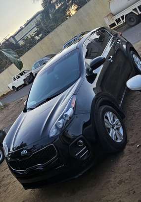 Kia sportage 2018 image 1