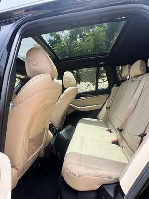 BMW X3 2018 image 11
