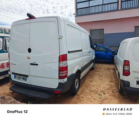 Mercedes sprinter image 4