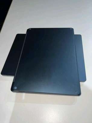 Surface  laptop 3 image 4