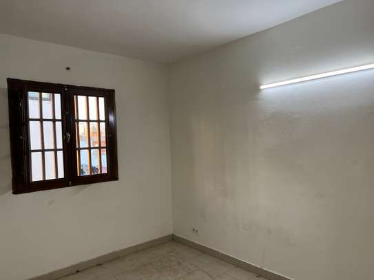 Location Appartement 4 pièces + Terrasse - Sicap Amitié 3 image 2