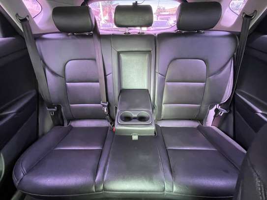 HYUNDAI TUCSON 2016 image 8