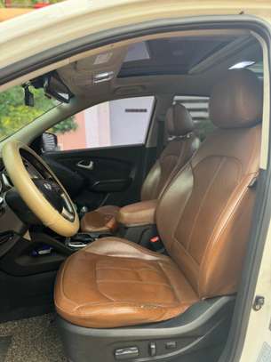Hyundai Tucson image 9