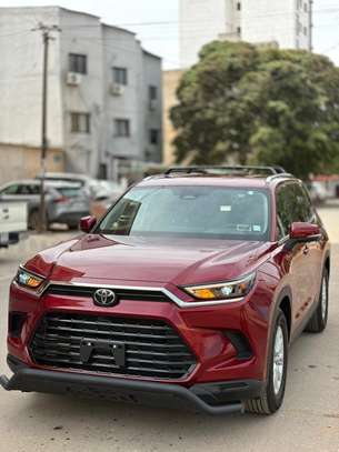 TOYOTA GRAND HIGHLANDER 2024 image 2