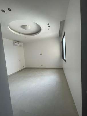 Penthouse F5, F3 & F2 corniche Almadies image 10