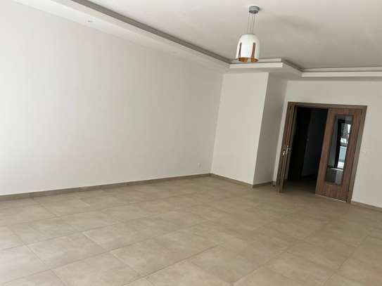 Ref_2780_GL  Beaux appartements à louer  au 4eme étage image 2