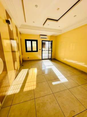 APPARTEMENT F4 À LOUER AU ALMADIES RECASEMENT 1 image 9